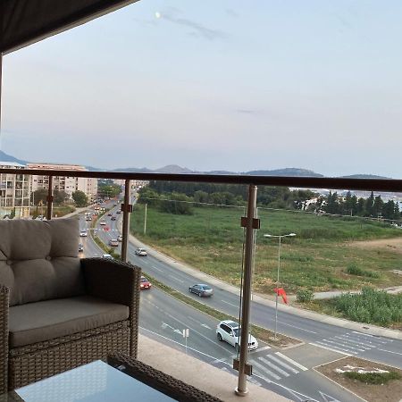 Bitcoin And Ethereum Deluxe Apartments Bar Dış mekan fotoğraf