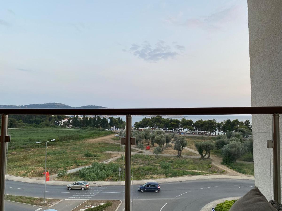 Bitcoin And Ethereum Deluxe Apartments Bar Dış mekan fotoğraf