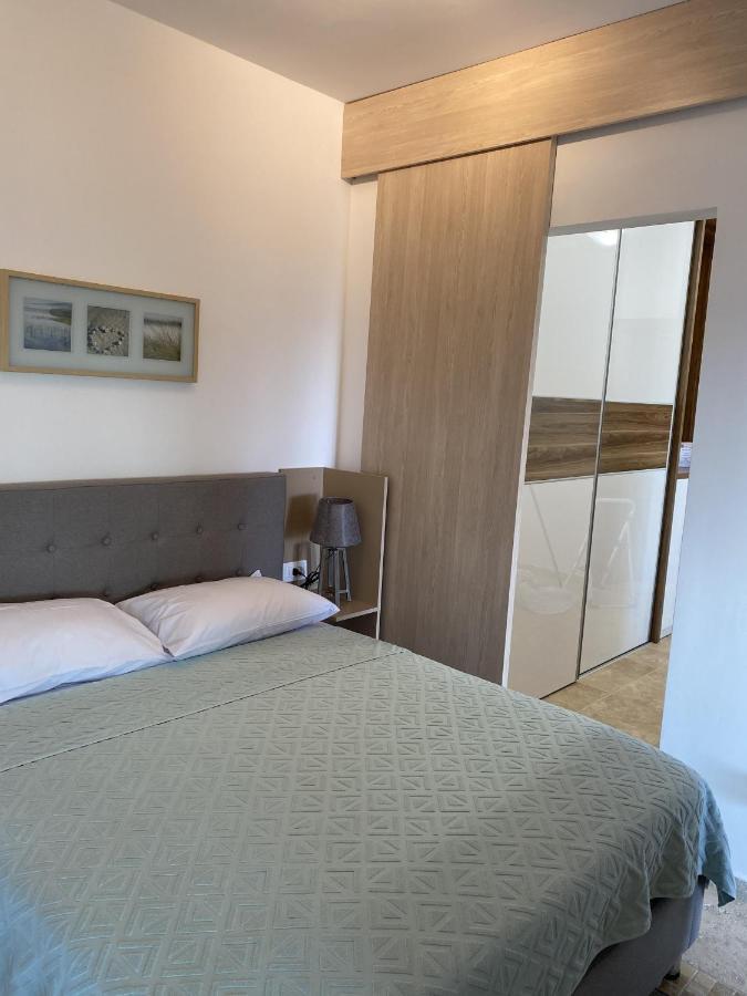 Bitcoin And Ethereum Deluxe Apartments Bar Dış mekan fotoğraf