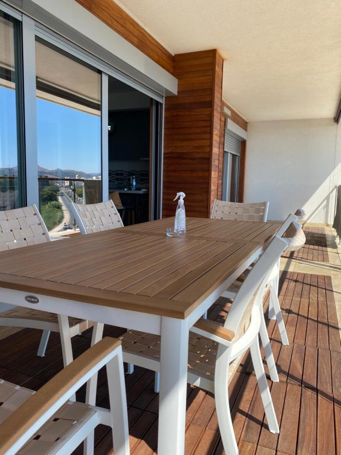 Bitcoin And Ethereum Deluxe Apartments Bar Dış mekan fotoğraf